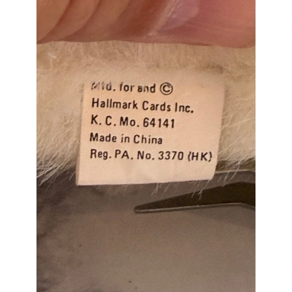 Hallmark Polar Bear Plush White Christmas Holiday Scarf Mittens 15